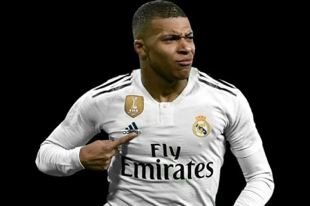 Ce photomontage de Kylian MbappÃ© sous le maillot du Real Madrid fait fureur sur les rÃ©seaux sociaux. DR